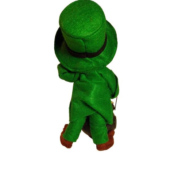 ANNALEE St Patrick's Day Irish Jolly Leprechaun With Pot Of Gold Vintage Kitsch - Picture 4 of 8
